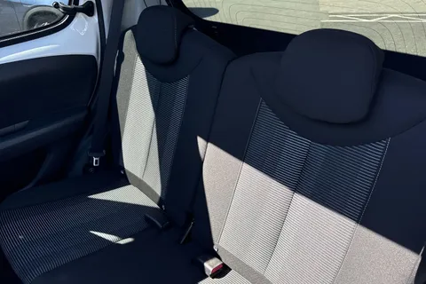 19 of 58 for PEUGEOT 108 1.2 PureTech Allure Top! Euro 6 5dr