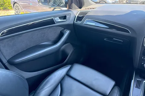 BL16GVD Audi Q5 2.0 TDI S line Plus S Tronic quattro Euro 6 (s/s) 5dr Thumbnail #20