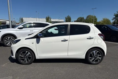 34 of 58 for PEUGEOT 108 1.2 PureTech Allure Top! Euro 6 5dr