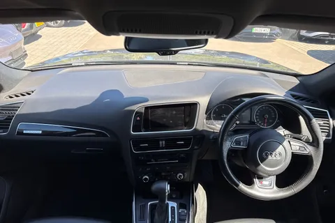 BL16GVD Audi Q5 2.0 TDI S line Plus S Tronic quattro Euro 6 (s/s) 5dr Thumbnail #31