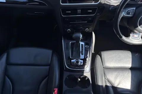 BL16GVD Audi Q5 2.0 TDI S line Plus S Tronic quattro Euro 6 (s/s) 5dr Thumbnail #32