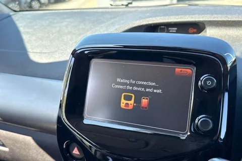 43 of 58 for PEUGEOT 108 1.2 PureTech Allure Top! Euro 6 5dr