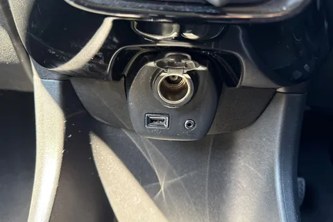 48 of 58 for PEUGEOT 108 1.2 PureTech Allure Top! Euro 6 5dr