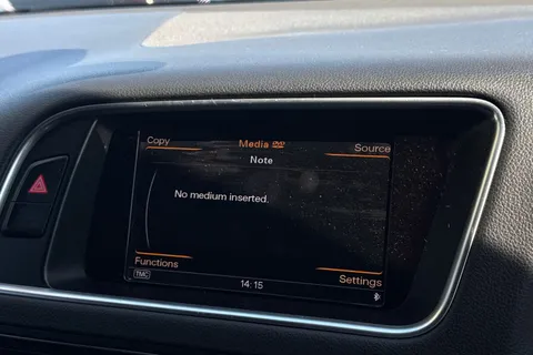 BL16GVD Audi Q5 2.0 TDI S line Plus S Tronic quattro Euro 6 (s/s) 5dr Thumbnail #46