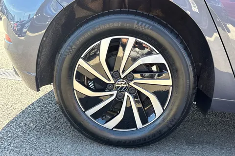 MJ24OBF Volkswagen Polo 1.0 TSI Life 5dr Thumbnail #13