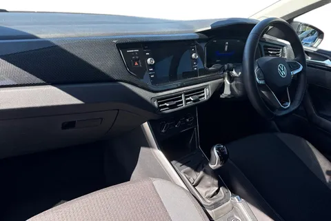 MJ24OBF Volkswagen Polo 1.0 TSI Life 5dr Thumbnail #16