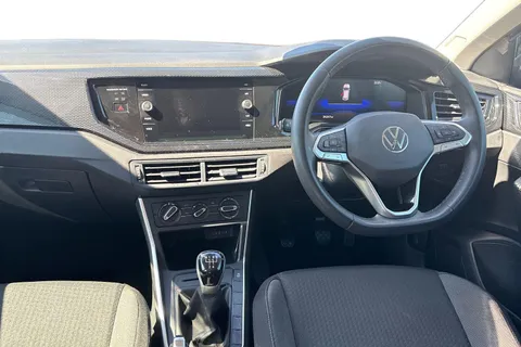 MJ24OBF Volkswagen Polo 1.0 TSI Life 5dr Thumbnail #19