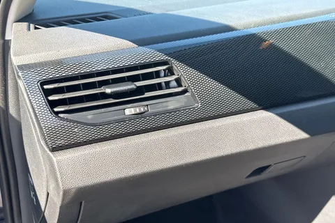 MJ24OBF Volkswagen Polo 1.0 TSI Life 5dr Thumbnail #29