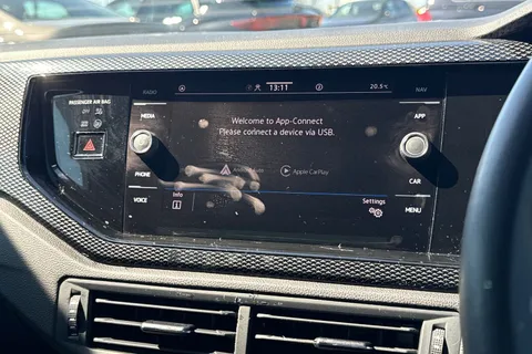 MJ24OBF Volkswagen Polo 1.0 TSI Life 5dr Thumbnail #36