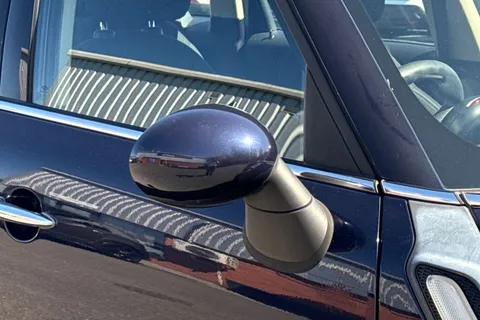 11 of 52 for Mini Countryman 2.0 Cooper SD Euro 5 (s/s) 5dr