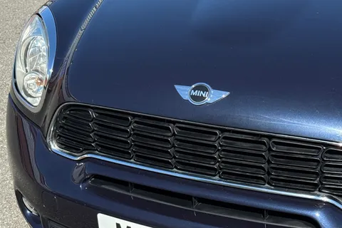 26 of 52 for Mini Countryman 2.0 Cooper SD Euro 5 (s/s) 5dr