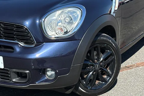 29 of 52 for Mini Countryman 2.0 Cooper SD Euro 5 (s/s) 5dr