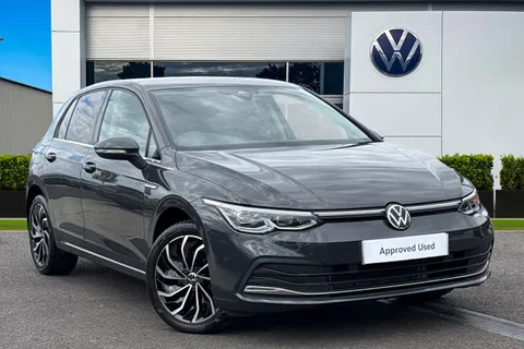 MD23XUH Volkswagen Golf 1.5 TSI Style Edition 5dr Thumbnail #2