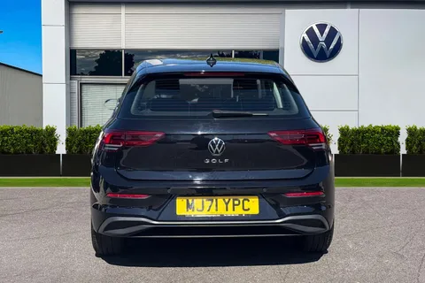 MJ71YPC Volkswagen Golf 2.0 TDI Life 5dr DSG Thumbnail #4