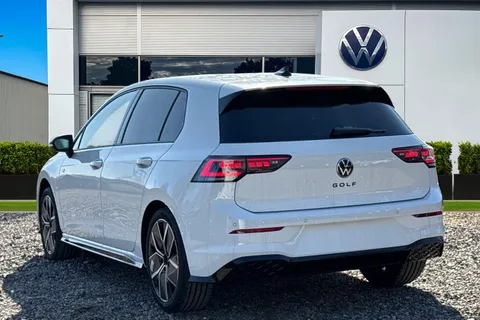  Volkswagen Golf 1.5 TSI Black Edition Euro 6 (s/s) 5dr Thumbnail #3