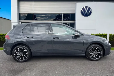 MD23XUH Volkswagen Golf 1.5 TSI Style Edition 5dr Thumbnail #4