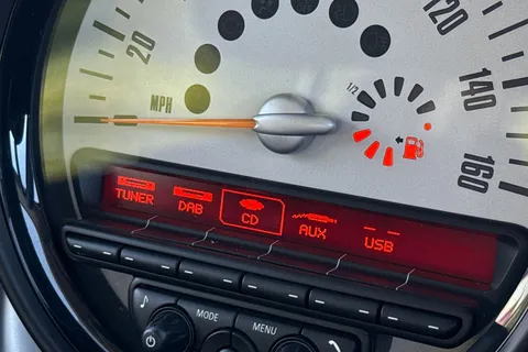 44 of 52 for Mini Countryman 2.0 Cooper SD Euro 5 (s/s) 5dr