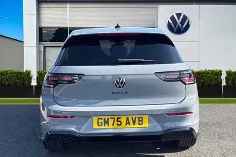 GM75AVB Volkswagen Golf 1.5 eTSI 150 Black Edition 5dr DSG **AREA VIEW - TECHNOLOGY PACKAGE** Thumbnail #5