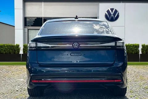  Volkswagen Id.7 Pro 77kWh Match Plus Fastback Auto 5dr Thumbnail #5