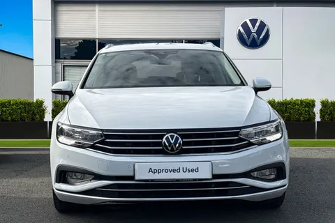 6 of 44 for VOLKSWAGEN PASSAT 2.0 TDI EVO SCR SEL 5dr