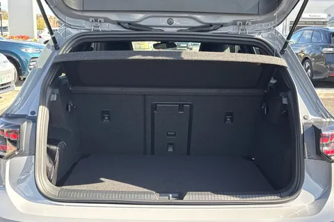 GM75AVB Volkswagen Golf 1.5 eTSI 150 Black Edition 5dr DSG **AREA VIEW - TECHNOLOGY PACKAGE** Thumbnail #8