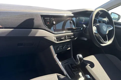 8 of 40 for Volkswagen Polo 1.0 EVO Life Euro 6 (s/s) 5dr