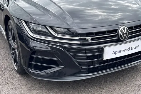 KP23ZYE Volkswagen Arteon 2.0 TSI R 5dr 4MOTION DSG **HEADS UP DISPLAY + ASSISTANCE PACK PLUS** Thumbnail #10