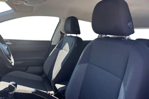 10 of 40 for Volkswagen Polo 1.0 EVO Life Euro 6 (s/s) 5dr