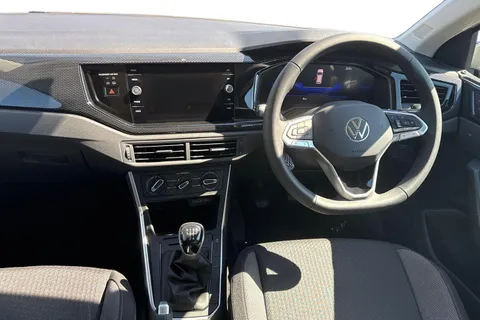 12 of 40 for Volkswagen Polo 1.0 EVO Life Euro 6 (s/s) 5dr