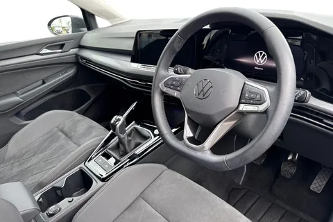 MD23XUH Volkswagen Golf 1.5 TSI Style Edition 5dr Thumbnail #15