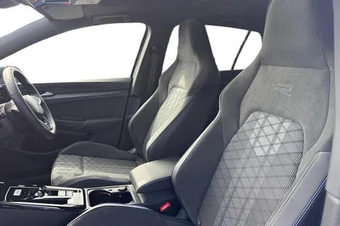 KR75XCE Volkswagen Golf 2.0 TDI 150 R-Line 5dr DSG **PAN ROOF + AREA VIEW** Thumbnail #17