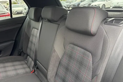 MD75DHX Volkswagen Golf 2.0 TSI 265 GTI 5dr DSG **PAN ROOF** Thumbnail #19