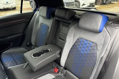  Volkswagen Golf 2.0 TSI R Black Edition DSG 4Motion Euro 6 (s/s) 5dr Thumbnail #18