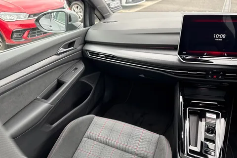 MD75DHX Volkswagen Golf 2.0 TSI 265 GTI 5dr DSG **PAN ROOF** Thumbnail #20