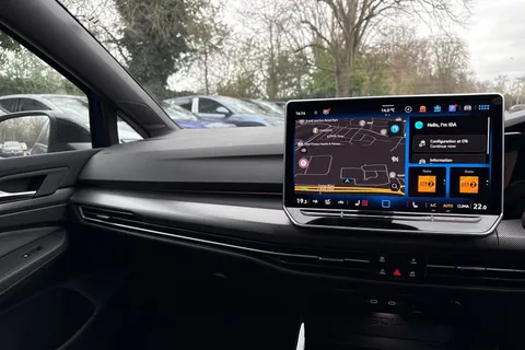  Volkswagen Golf 2.0 TSI R Black Edition DSG 4Motion Euro 6 (s/s) 5dr Thumbnail #19