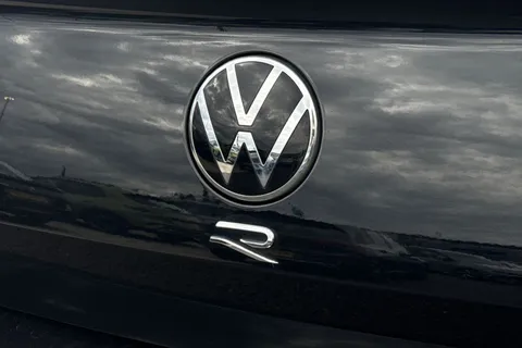 KP23ZYE Volkswagen Arteon 2.0 TSI R 5dr 4MOTION DSG **HEADS UP DISPLAY + ASSISTANCE PACK PLUS** Thumbnail #26