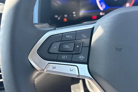 27 of 40 for Volkswagen Polo 1.0 EVO Life Euro 6 (s/s) 5dr