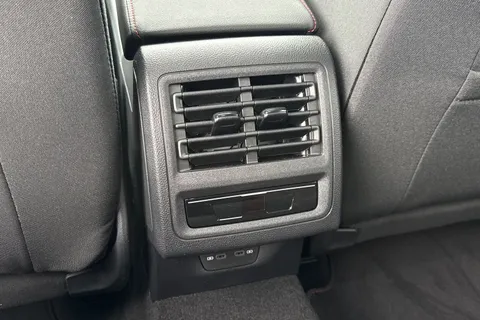 MD75DHX Volkswagen Golf 2.0 TSI 265 GTI 5dr DSG **PAN ROOF** Thumbnail #30