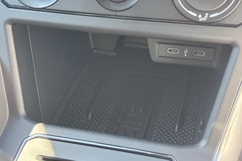 30 of 40 for Volkswagen Polo 1.0 EVO Life Euro 6 (s/s) 5dr