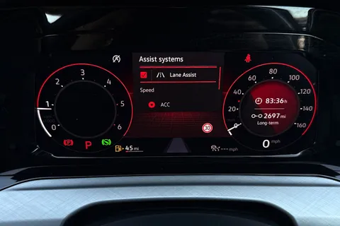 MJ71YPC Volkswagen Golf 2.0 TDI Life 5dr DSG Thumbnail #34