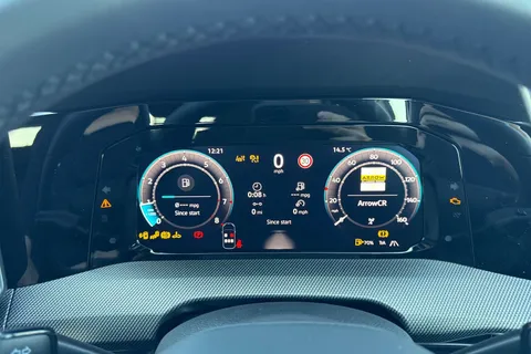  Volkswagen Golf 1.5 TSI Black Edition Euro 6 (s/s) 5dr Thumbnail #31