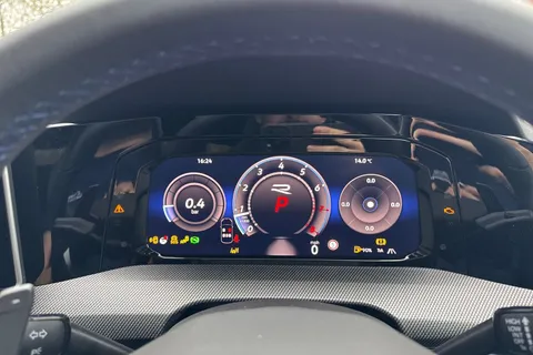  Volkswagen Golf 2.0 TSI R Black Edition DSG 4Motion Euro 6 (s/s) 5dr Thumbnail #32