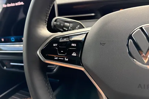  Volkswagen Id.7 Pro 77kWh Match Plus Fastback Auto 5dr Thumbnail #34