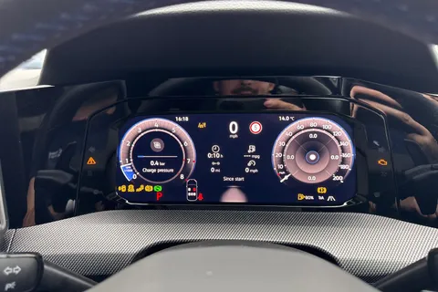  Volkswagen Golf 2.0 TSI R Black Edition DSG 4Motion Euro 6 (s/s) 5dr Thumbnail #33