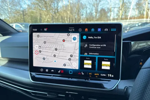  Volkswagen Golf 1.5 TSI Black Edition Euro 6 (s/s) 5dr Thumbnail #35