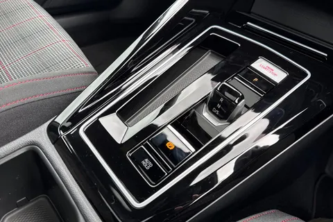 MD75DHX Volkswagen Golf 2.0 TSI 265 GTI 5dr DSG **PAN ROOF** Thumbnail #38