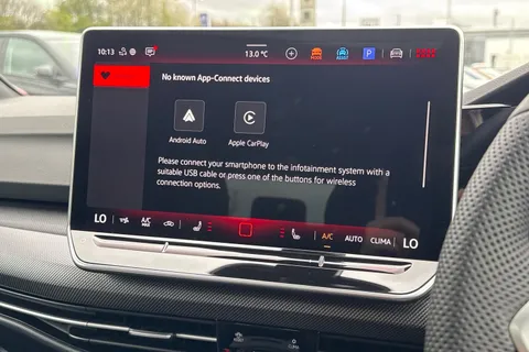 MD75DHX Volkswagen Golf 2.0 TSI 265 GTI 5dr DSG **PAN ROOF** Thumbnail #40