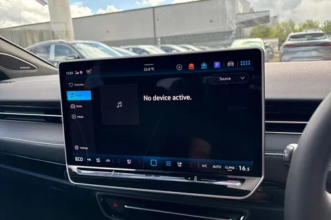  Volkswagen Id.7 Pro 77kWh Match Plus Fastback Auto 5dr Thumbnail #40