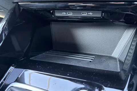  Volkswagen Golf 1.5 TSI Black Edition Euro 6 (s/s) 5dr Thumbnail #42