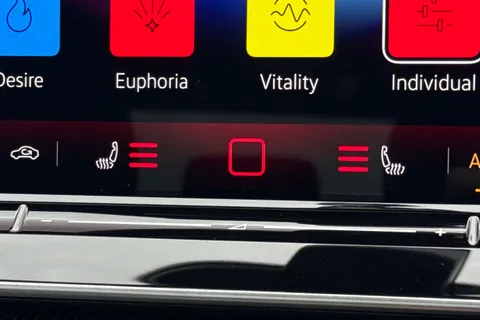 MD75DHX Volkswagen Golf 2.0 TSI 265 GTI 5dr DSG **PAN ROOF** Thumbnail #44